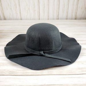 {Nollia} Floppy Wide Brim Bowknot Hat